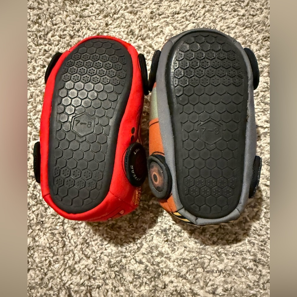 Disney Cars Toddler Slippers Size 7/8 - Picture 7 of 7